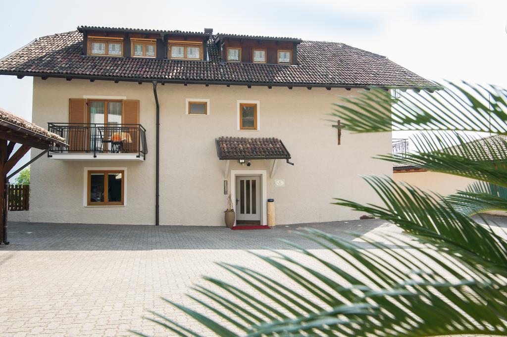 Garni Gartenheim Caldaro Dış mekan fotoğraf